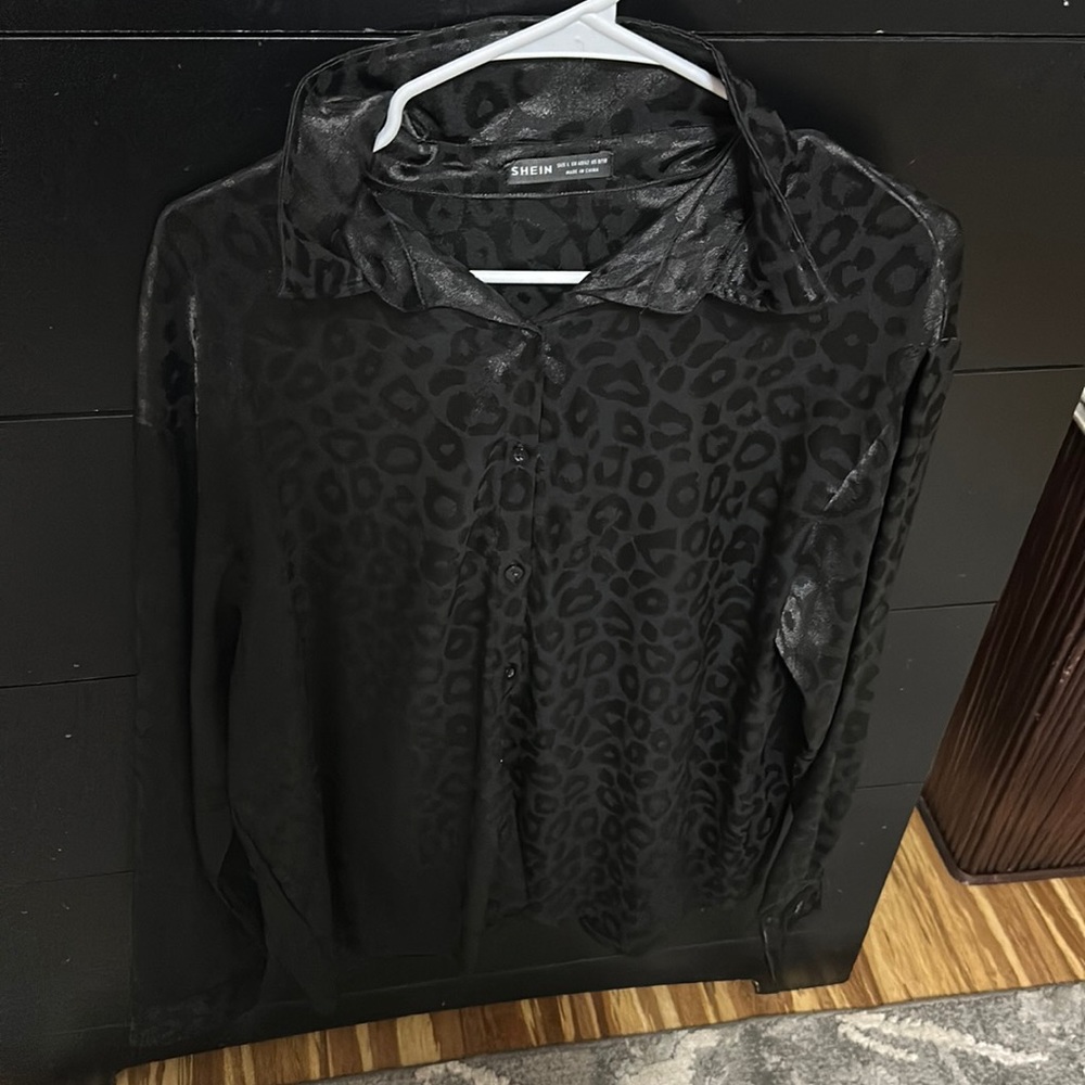 Black leopard blouse